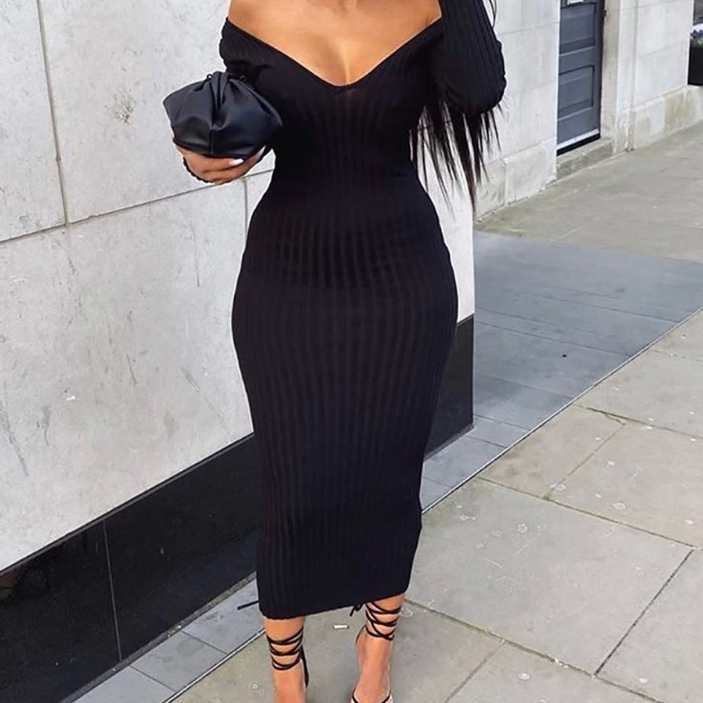Black knit midi dress -SMALL